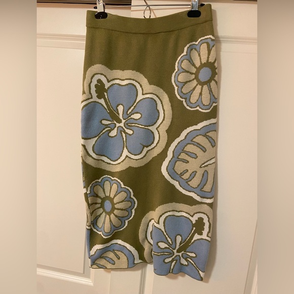 Sage Green Floral Bodycon Sweater Midi Skirt - Picture 1 of 3